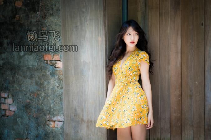 内容页面插入带权限的播放和带权限的下载还有正文同时存在